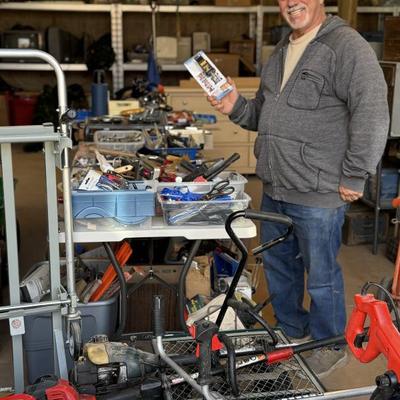 Sale Photo Thumbnail #100