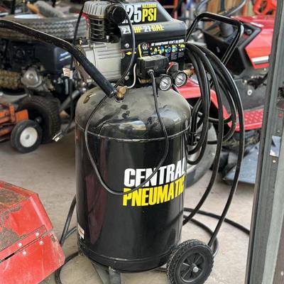 Sale Photo Thumbnail #4