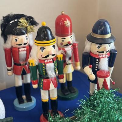 Sale Photo Thumbnail #28