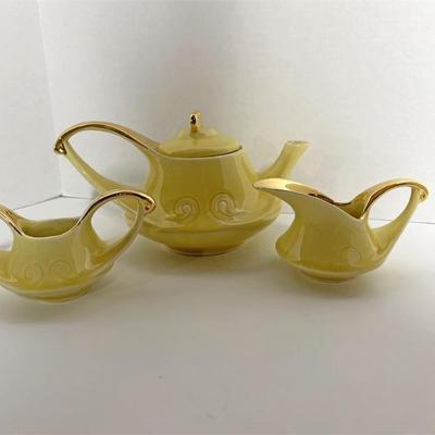 Discontinued Pearl China 22 Kt. Tea Pot Set.jpg