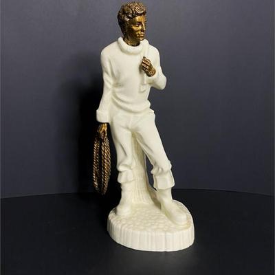 1978 Minton The Fisherman Figurine.jpg