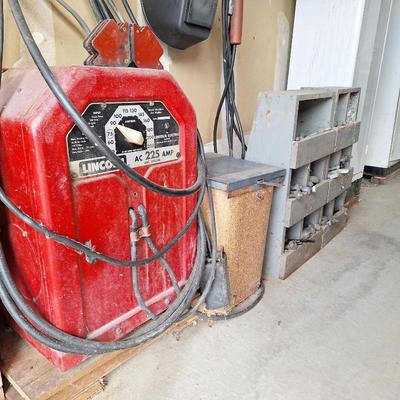 Sale Photo Thumbnail #408