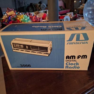 Sale Photo Thumbnail #695