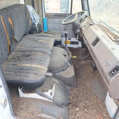 Sale Photo Thumbnail #578