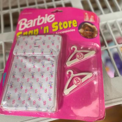 Sale Photo Thumbnail #18