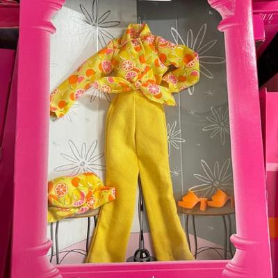 Sale Photo Thumbnail #65