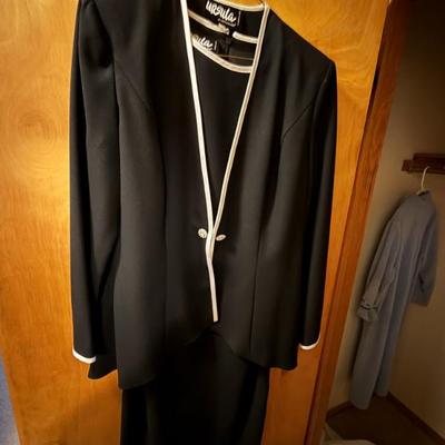 Sale Photo Thumbnail #178