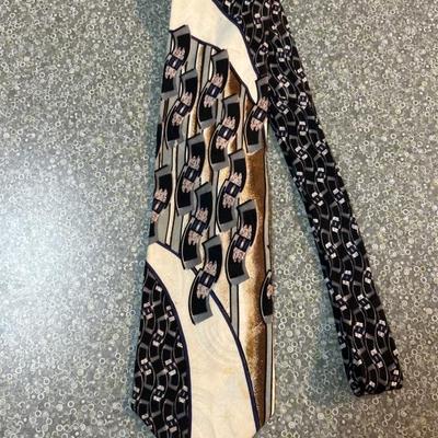 Sale Photo Thumbnail #183