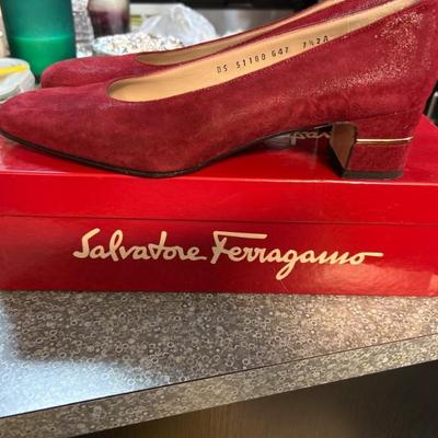 Sale Photo Thumbnail #247