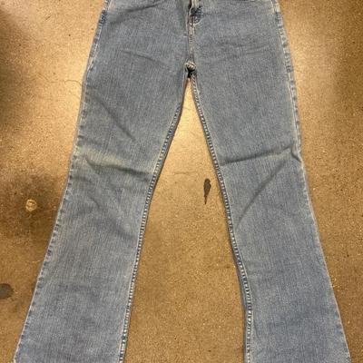 Sale Photo Thumbnail #24