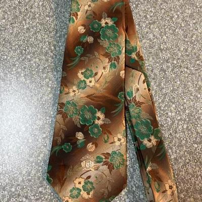 Sale Photo Thumbnail #189