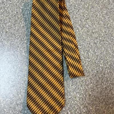 Sale Photo Thumbnail #141