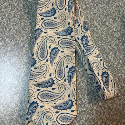 Sale Photo Thumbnail #126