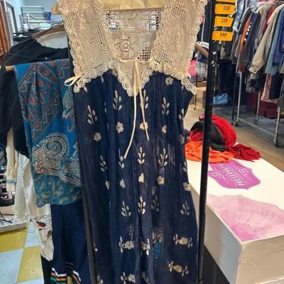 Sale Photo Thumbnail #231