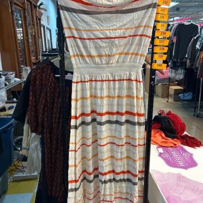 Sale Photo Thumbnail #228