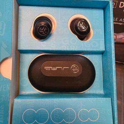 Sale Photo Thumbnail #241