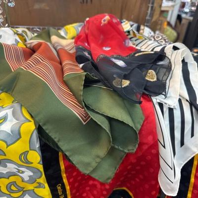 Sale Photo Thumbnail #72