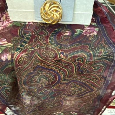 Sale Photo Thumbnail #379