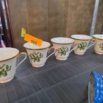 Sale Photo Thumbnail #126