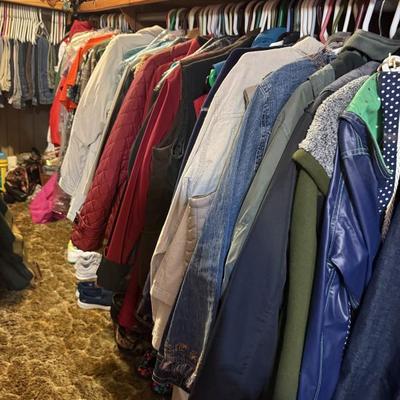 Sale Photo Thumbnail #132