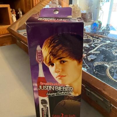 Sale Photo Thumbnail #147