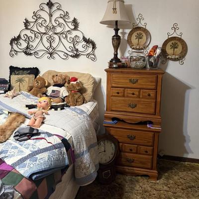 Sale Photo Thumbnail #99