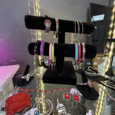 Sale Photo Thumbnail #241