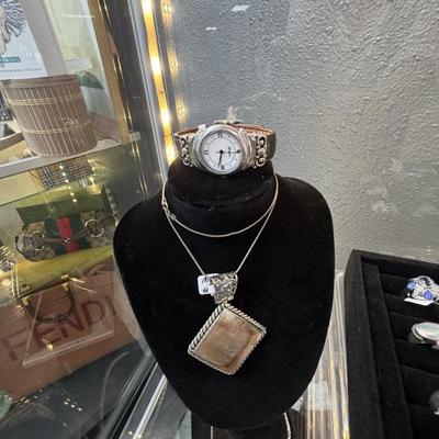 Sale Photo Thumbnail #233