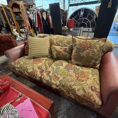 Sale Photo Thumbnail #371