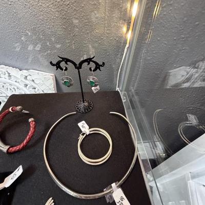 Sale Photo Thumbnail #229