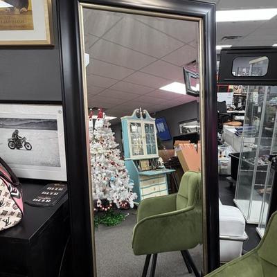 Sale Photo Thumbnail #217