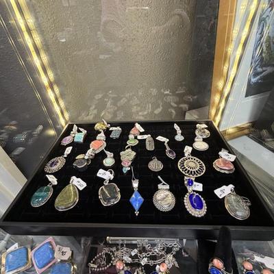 Sale Photo Thumbnail #242