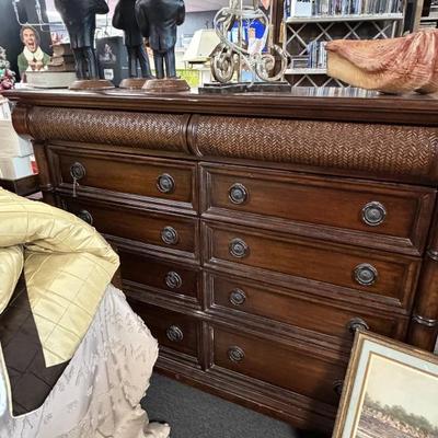 Sale Photo Thumbnail #365