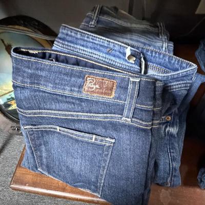 Sale Photo Thumbnail #186