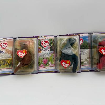 Circa 2000 - 3 Dino Trio Beanies McDonald Edition