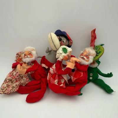 6 Annalee 1971 Christmas Dolls