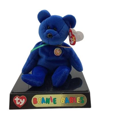 Original 1998 Clubby Beanie Baby with Display Case 