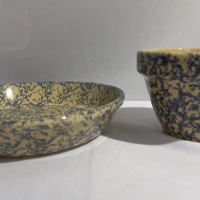 Robinson Ransbottom Spongeware Pottery Bowl and Pie Plate Set of Two