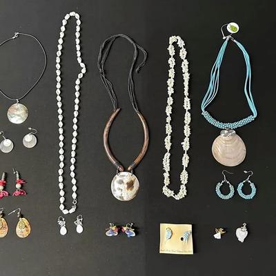 Mother Of Pearl Jewelry Cool - Real, Natural Mother of Pearl  & Shell Jewelry Lot 