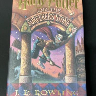 Harry Potter and the Sorcerer Stone October 1998 First American Edition Hardcover W/dust jacket