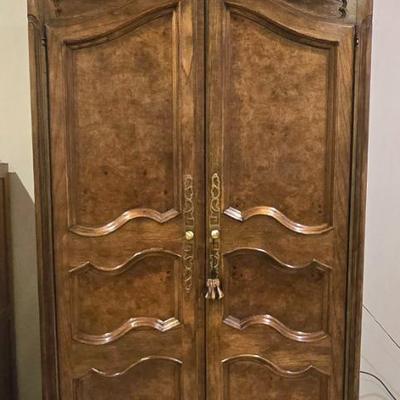 Sale Photo Thumbnail #199