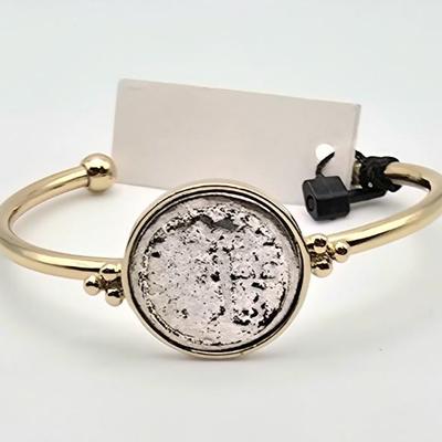 Sale Photo Thumbnail #70