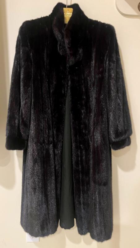 Sale Photo Thumbnail #250