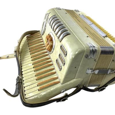 Sale Photo Thumbnail #289