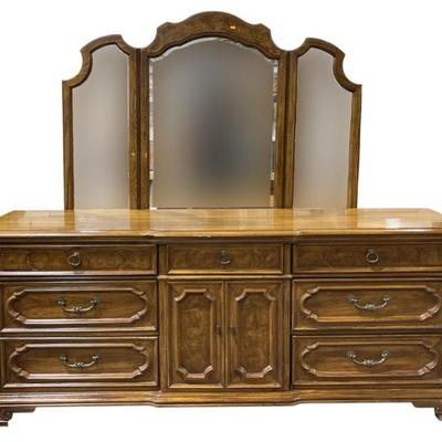 Sale Photo Thumbnail #513