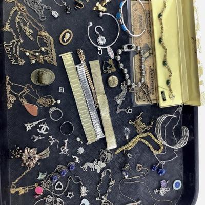 Sale Photo Thumbnail #672