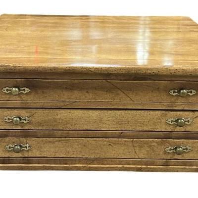 Sale Photo Thumbnail #588