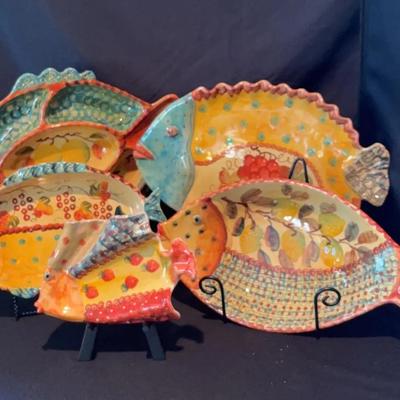 BN148 Hand-painted ceramic fish-shaped serving platters