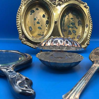 BN262 Mirror Mirror On The Wall