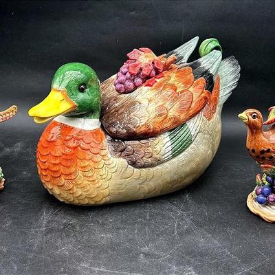 BN161 Fitz and Floyd Mallard Duck Tureen & Candle Holders 